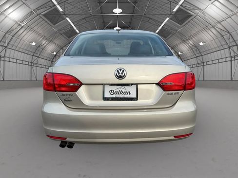 Used 2013 Volkswagen Jetta SE image 5