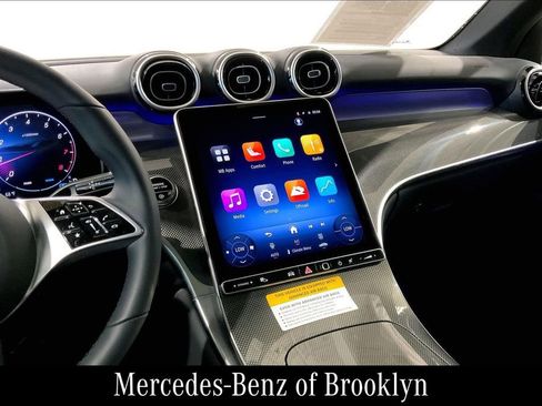 Used 2026 Mercedes-Benz GLC 300 4MATIC image 7