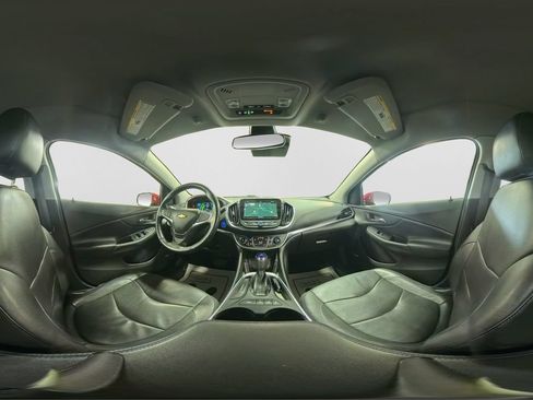 Used 2018 Chevrolet Volt Premier w/ Driver Confidence Package FWD image 45