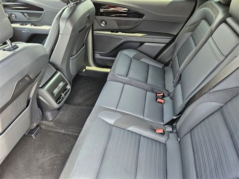 New 2025 Lincoln Nautilus Reserve w/ Jet Appearance Package image 28