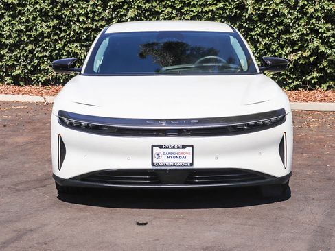 Used 2025 Lucid Air Touring AWD/4WD image 2