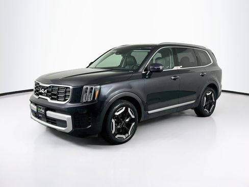 Used 2025 Kia Telluride S AWD/4WD image 3