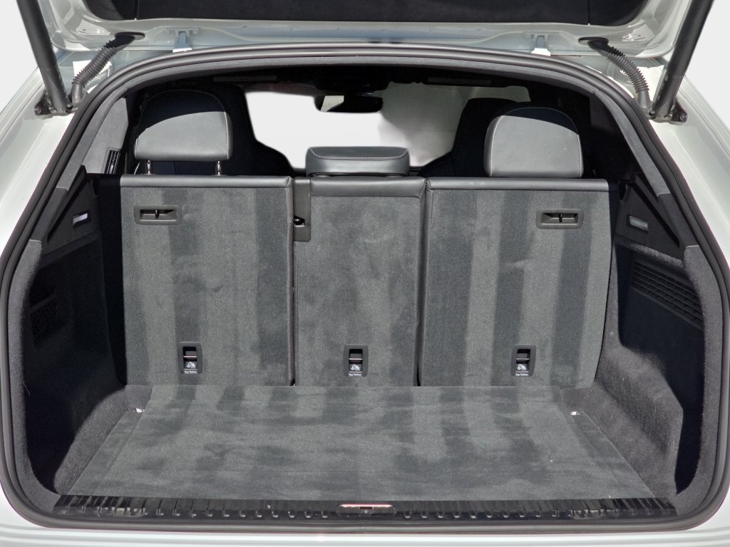 Used 2023 Audi SQ8 Prestige AWD/4WD image 14