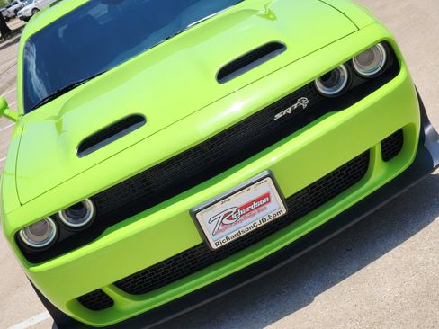 Used 2023 Dodge Challenger SRT Hellcat RWD image 14