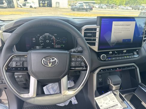 New 2026 Toyota Tundra Platinum AWD/4WD image 17