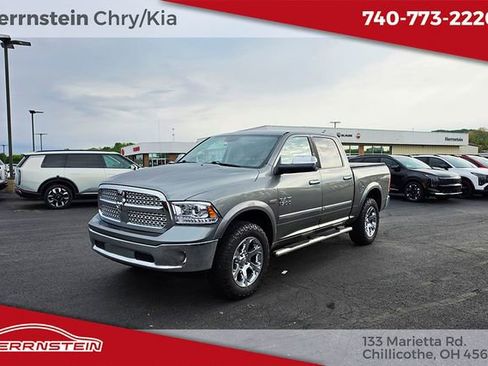Used 2013 RAM 1500 Laramie w/ Convenience Group AWD/4WD image 3