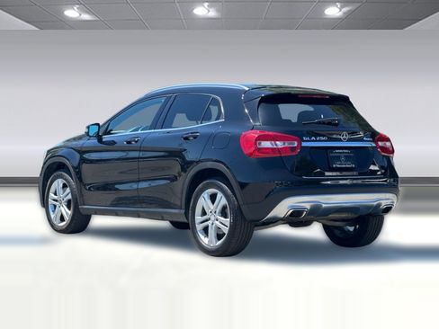 Certified 2017 Mercedes-Benz GLA 250 4MATIC image 3