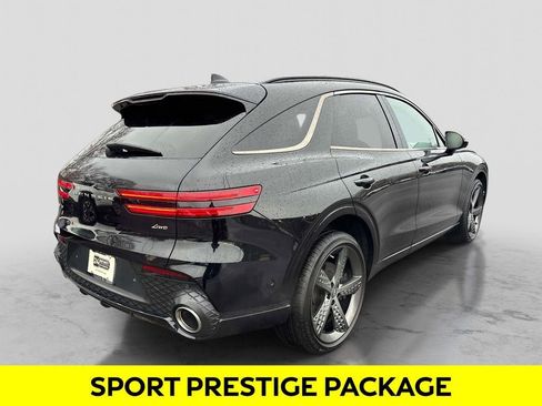 Used 2024 Genesis GV70 2.5T w/ Sport Prestige Package image 5