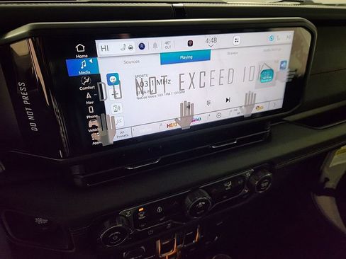 New 2025 Jeep Wrangler Unlimited Rubicon w/ Technology Group image 14