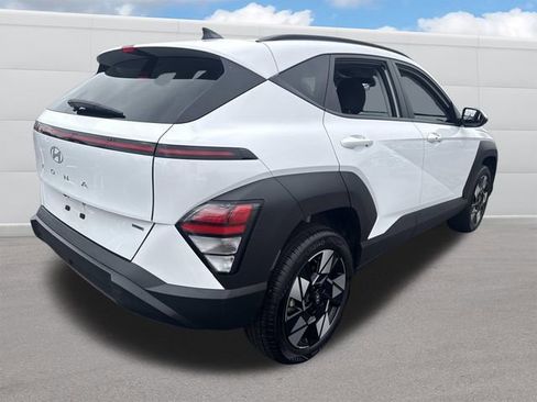 Used 2025 Hyundai Kona SEL image 7
