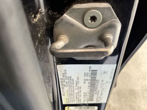 Used 2020 Ford Fusion Titanium AWD/4WD image 28