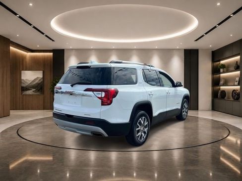 Certified 2023 GMC Acadia SLT w/ Preferred Package AWD/4WD image 11