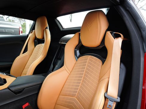 Used 2024 Chevrolet Corvette Z06 w/ Z07 Performance Package image 17