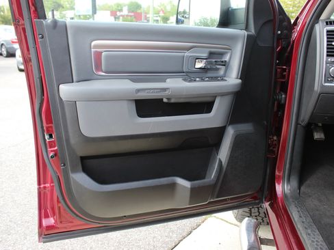 Used 2017 RAM 1500 Big Horn AWD/4WD image 11