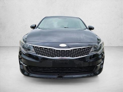 Used 2018 Kia Optima EX w/ Premium Package FWD image 2