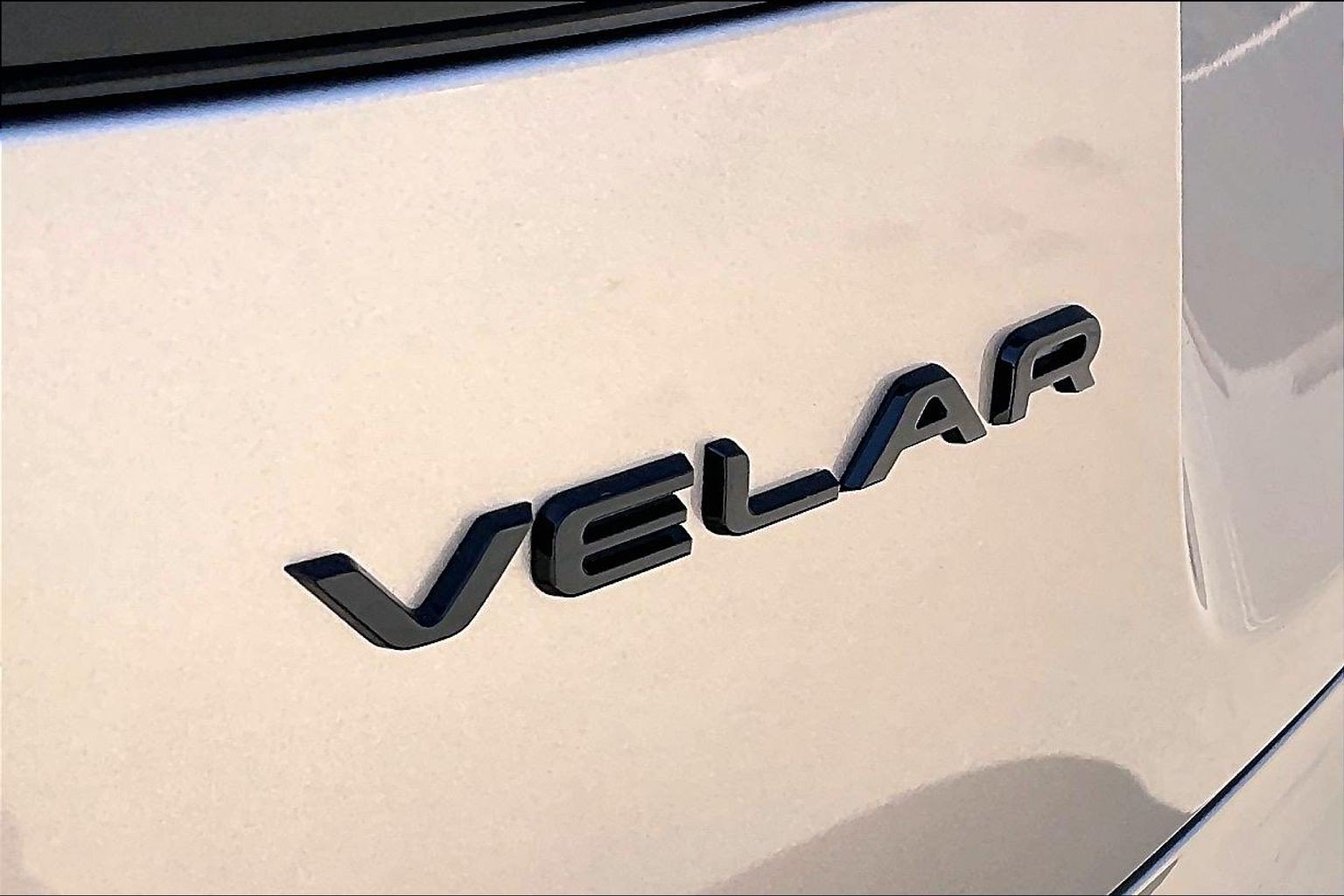 New 2026 Land Rover Range Rover Velar S AWD/4WD image 9