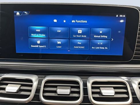 Certified 2024 Mercedes-Benz GLS 580 4MATIC image 24