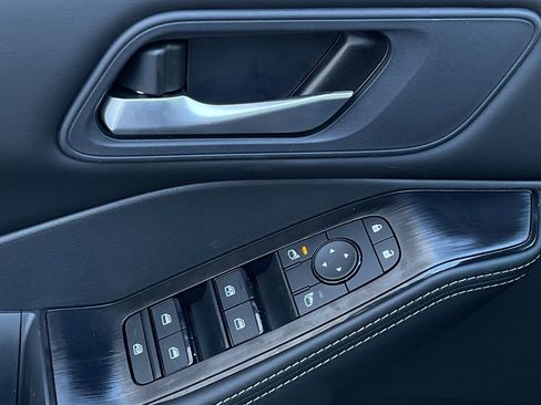 New 2026 Nissan Rogue SV image 11