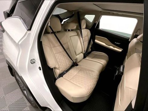 Used 2022 Nissan Murano Platinum w/ Cargo Package AWD/4WD image 26