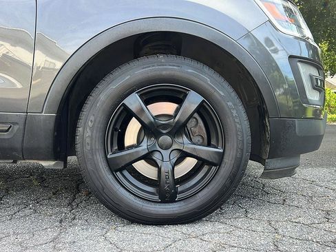 Used 2017 Ford Explorer Sport AWD/4WD image 13