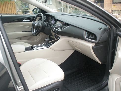 Used 2019 Buick Regal Essence w/ Driver Confidence Package I AWD/4WD image 31