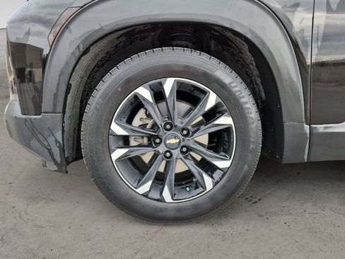 Used 2021 Chevrolet TrailBlazer LT w/ Convenience Package FWD image 9