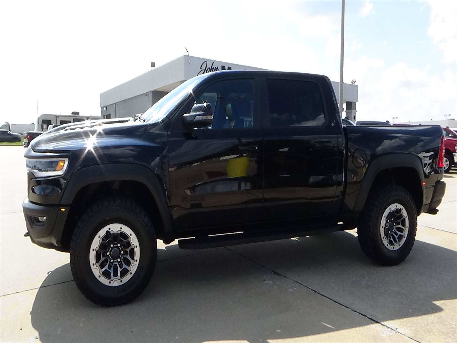 Used 2025 RAM 1500 RHO w/ RHO Level 1 Equipment Group AWD/4WD image 1