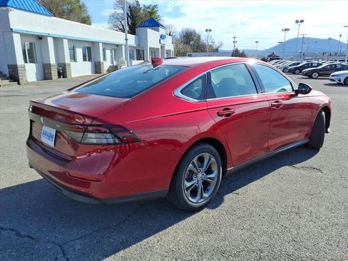 Used 2024 Honda Accord EX image 4