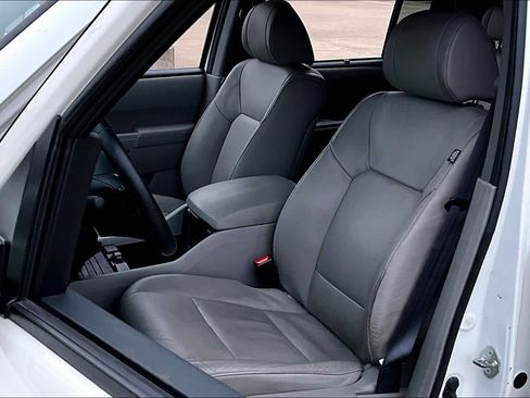 Used 2011 Honda Pilot Touring image 7