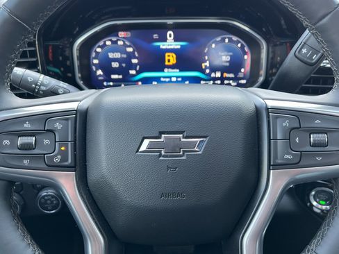 Used 2026 Chevrolet Silverado 3500 LTZ w/ LTZ Plus Package image 33