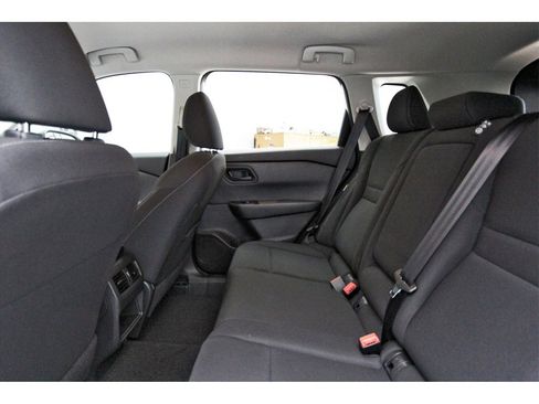 Certified 2024 Nissan Rogue S image 10