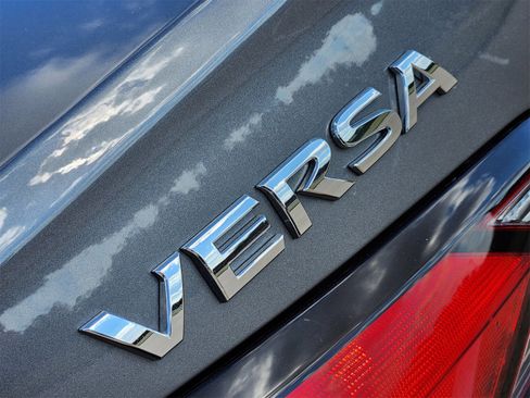 Used 2025 Nissan Versa S w/ Trunk Package image 12