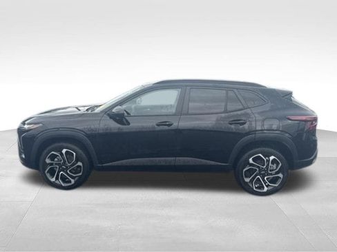 Used 2024 Chevrolet Trax RS w/ Driver Confidence Package FWD image 5