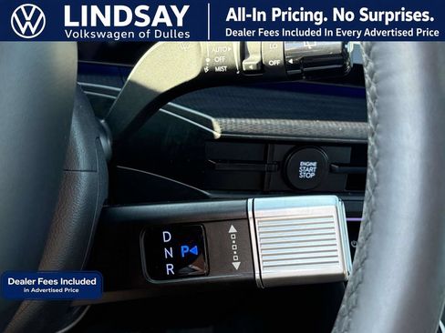 Used 2025 Hyundai Santa Fe Calligraphy AWD/4WD image 24