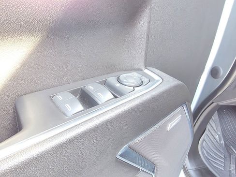 Used 2023 Chevrolet Silverado 1500 RST image 10