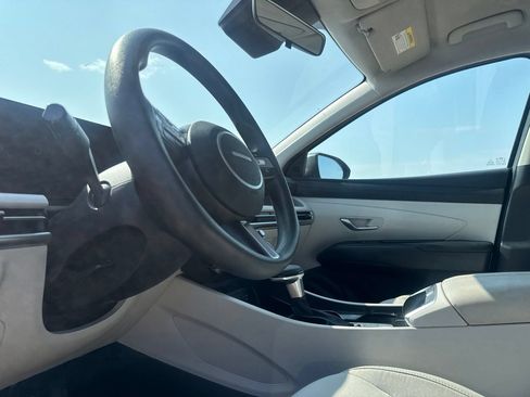 Used 2025 Hyundai Tucson SEL FWD image 38