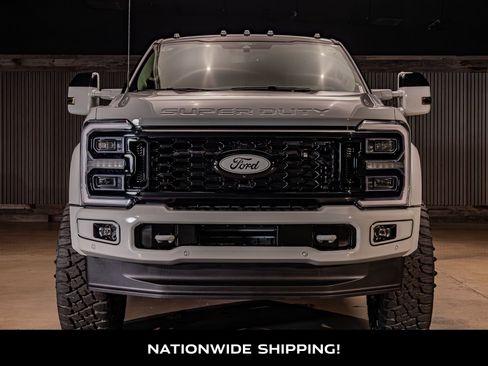 Used 2026 Ford F450 Platinum w/ Platinum Plus Package image 4