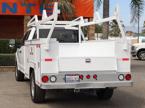 Used 2018 Ford F350 XL w/ Power Equipment Group image 6