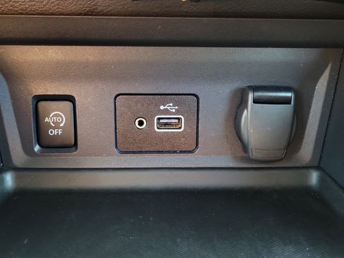 Certified 2025 Nissan Sentra S FWD image 27