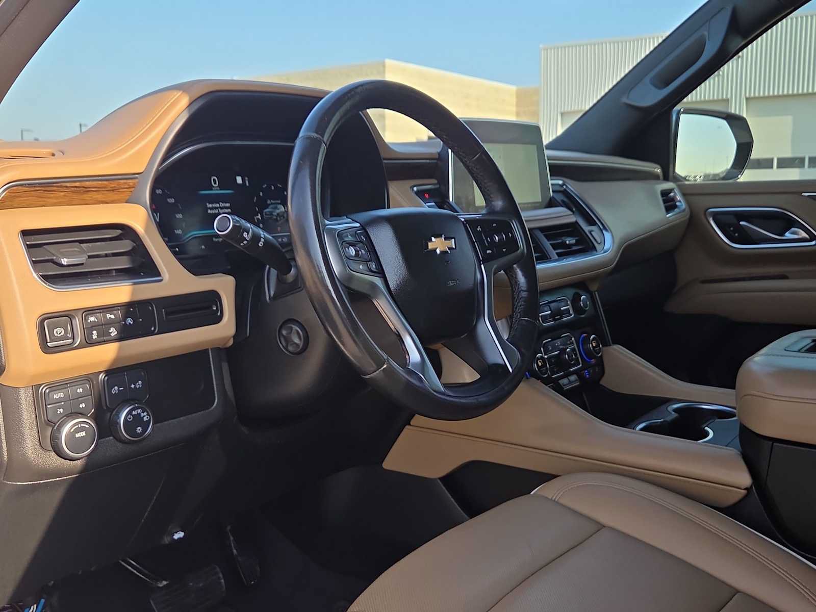 Used 2023 Chevrolet Tahoe Premier AWD/4WD image 10