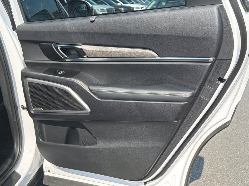 Used 2021 Kia Telluride EX w/ EX Premium Package FWD image 18