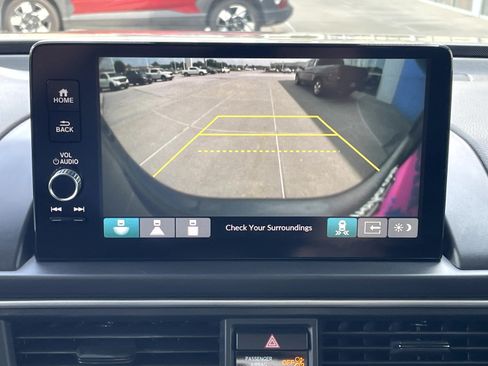 Used 2023 Honda Pilot EX-L image 18