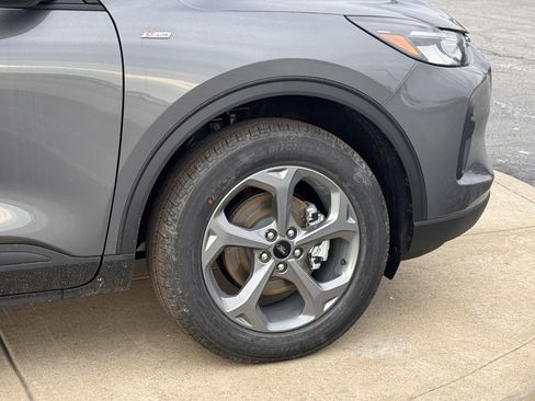 New 2026 Ford Escape ST-Line image 7