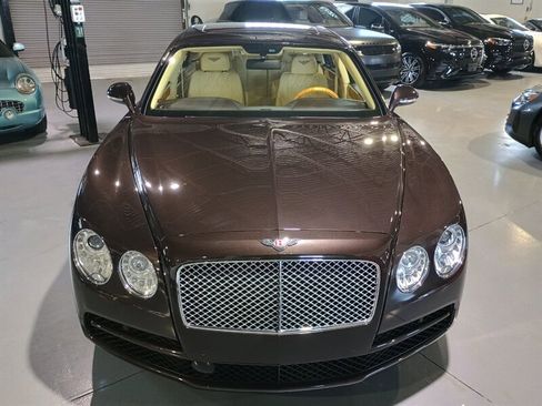 Used 2016 Bentley Flying Spur V8 AWD/4WD image 10