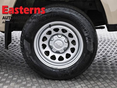 Used 2023 Chevrolet Colorado W/T image 31