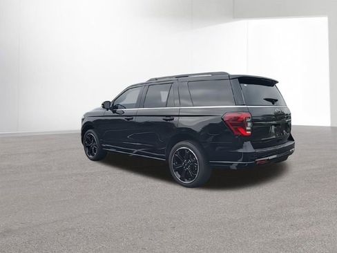 Used 2023 Ford Expedition Limited AWD/4WD image 7