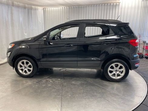 Used 2021 Ford EcoSport SE w/ SE Convenience Package image 3