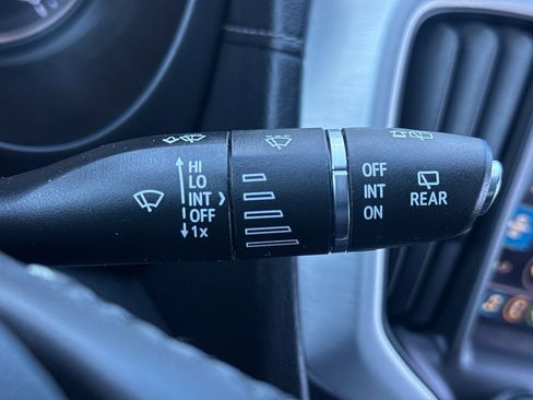 Certified 2022 GMC Terrain SLT w/ Tech Package AWD/4WD image 22