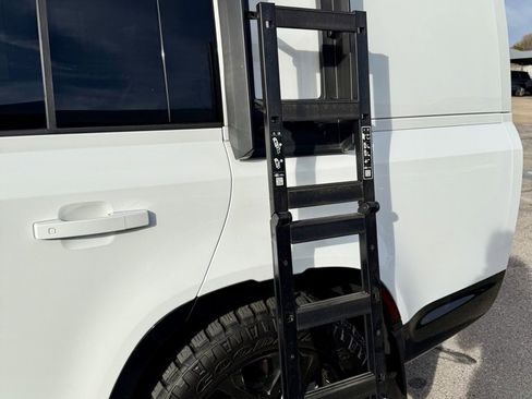 Used 2024 Land Rover Defender 130 Outbound image 7