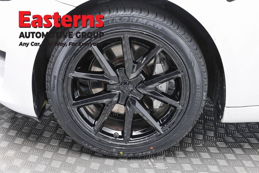Used 2023 Tesla Model 3 Standard Range RWD image 26